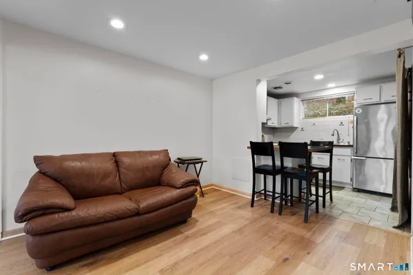 $175,000 | 72 Shepards Knoll Drive, Unit 72, Hamden, CT 06514