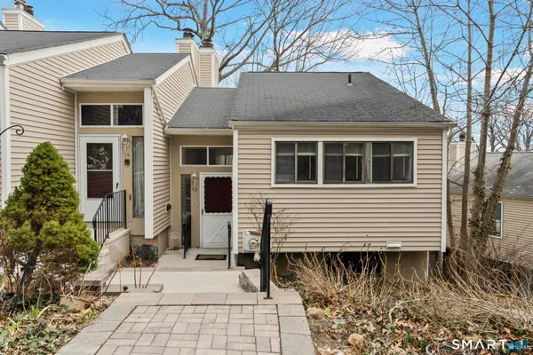 $175,000 | 72 Shepards Knoll Drive, Unit 72, Hamden, CT 06514