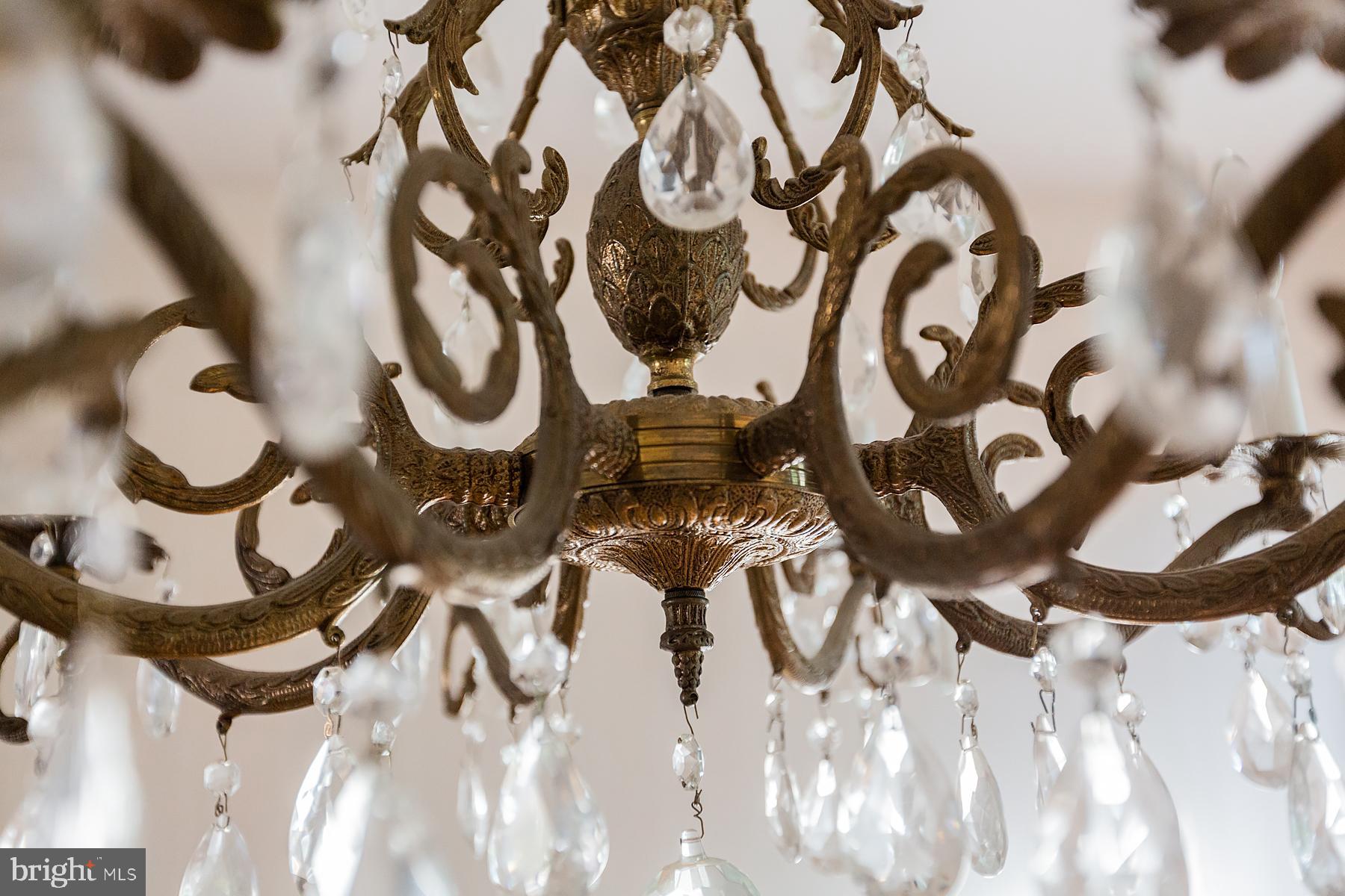 760 Blue Grass Road Lancaster, PA 17601 - Photo 12 of 61 Original 1961 Chandelier