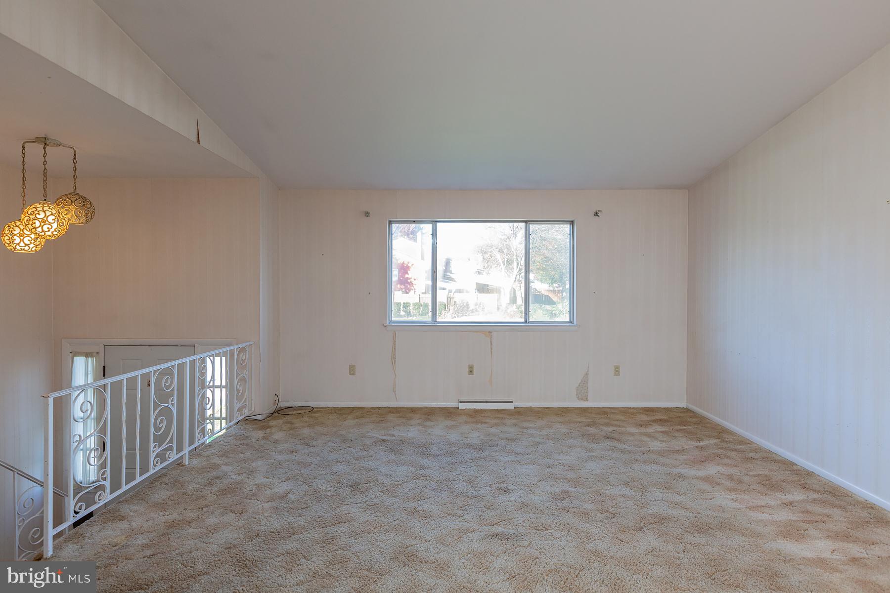 760 Blue Grass Road Lancaster, PA 17601 - Photo 7 of 61 Living Room
