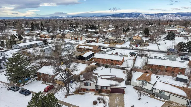 an aerial view of multiple house