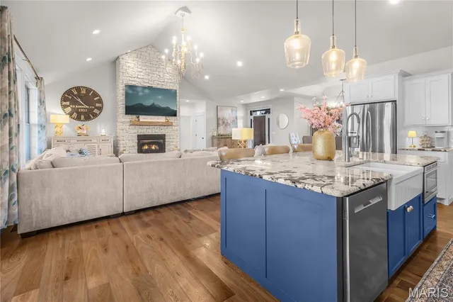 $1,099,000 | 165 Kingsborough Court, Jackson, MO 63755