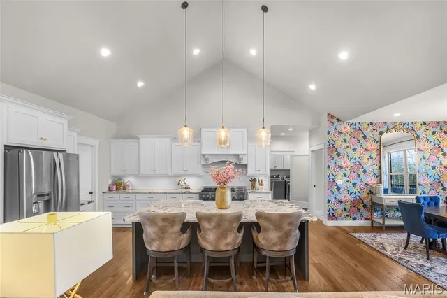 $1,099,000 | 165 Kingsborough Court, Jackson, MO 63755