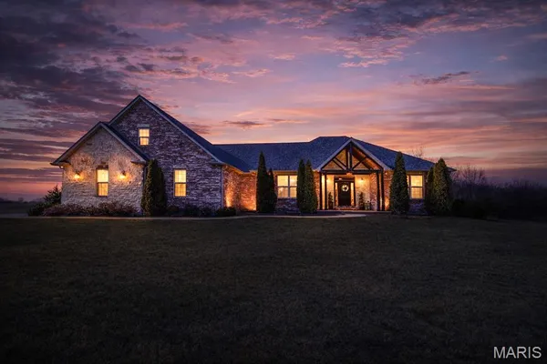 $1,050,000 | 165 Kingsborough Court, Jackson, MO 63755