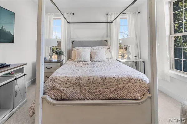 $1,050,000 | 165 Kingsborough Court, Jackson, MO 63755