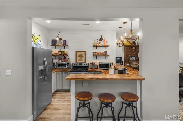 $1,099,000 | 165 Kingsborough Court, Jackson, MO 63755