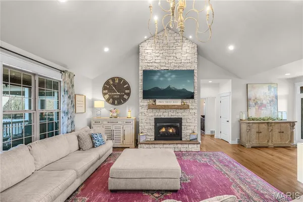 $1,050,000 | 165 Kingsborough Court, Jackson, MO 63755