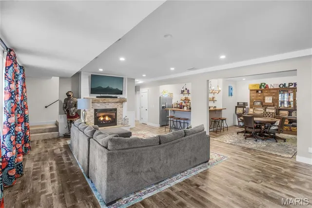 $1,099,000 | 165 Kingsborough Court, Jackson, MO 63755