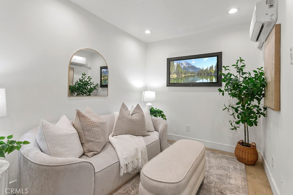 6091 Navajo Road Westminster, CA 92683 - Photo 27 of 50