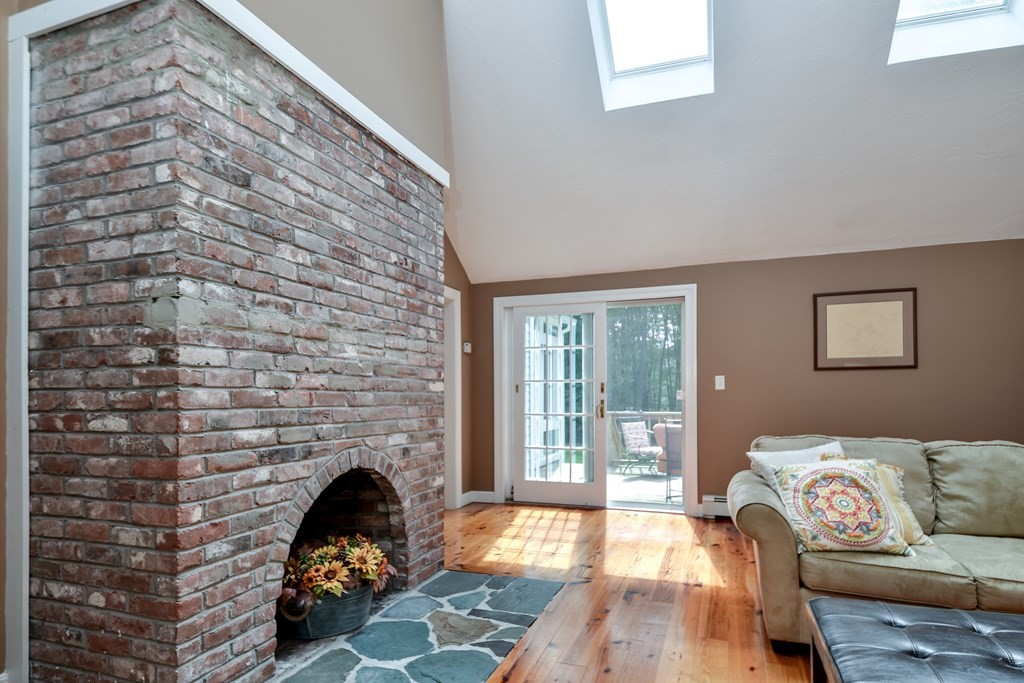 15 Nicholas Road Hopkinton, MA 01748 - Photo 19 of 34 Gallery Image 19