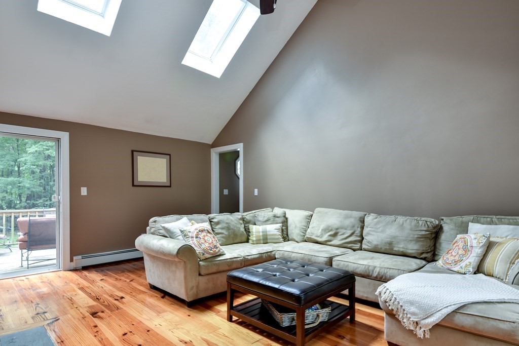 15 Nicholas Road Hopkinton, MA 01748 - Photo 20 of 34 Gallery Image 20