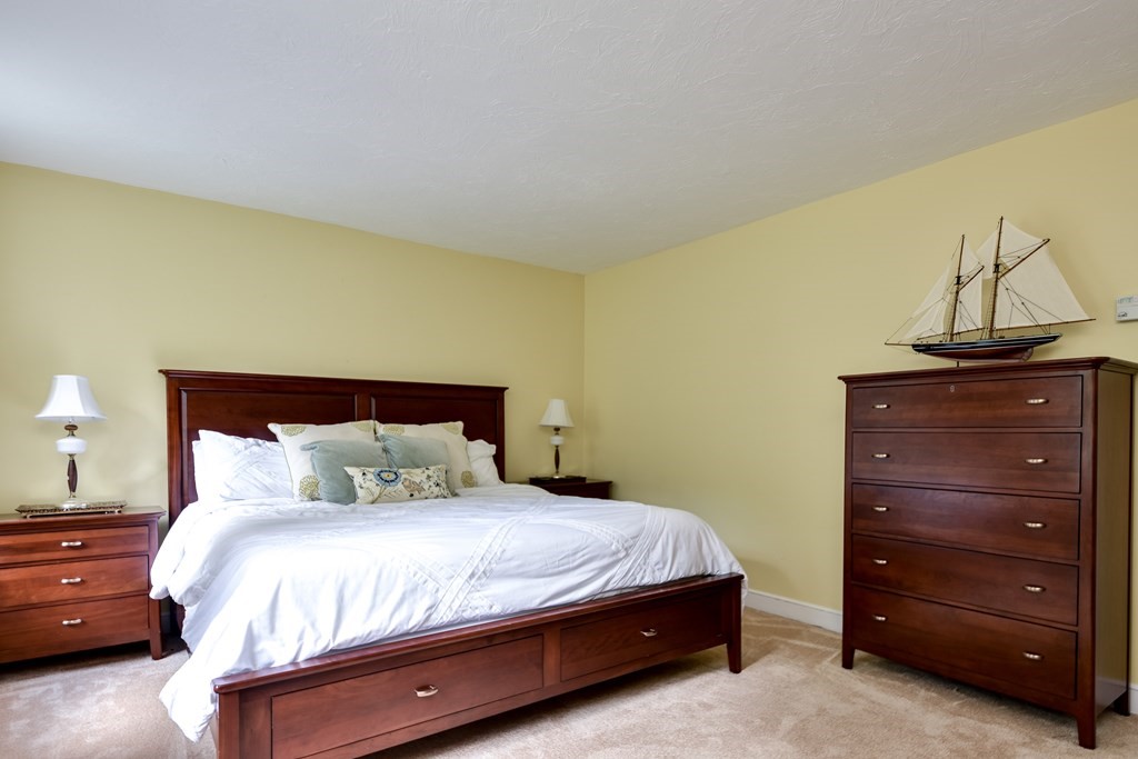 15 Nicholas Road Hopkinton, MA 01748 - Photo 27 of 34 Gallery Image 27