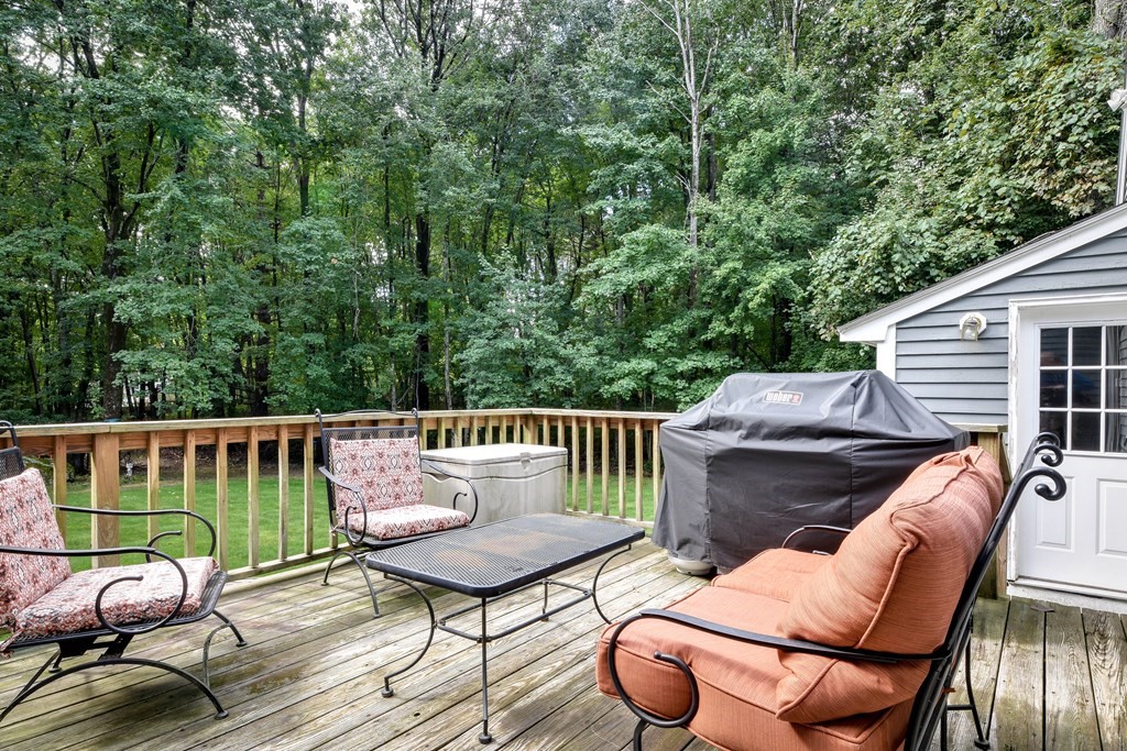 15 Nicholas Road Hopkinton, MA 01748 - Photo 32 of 34 Gallery Image 32