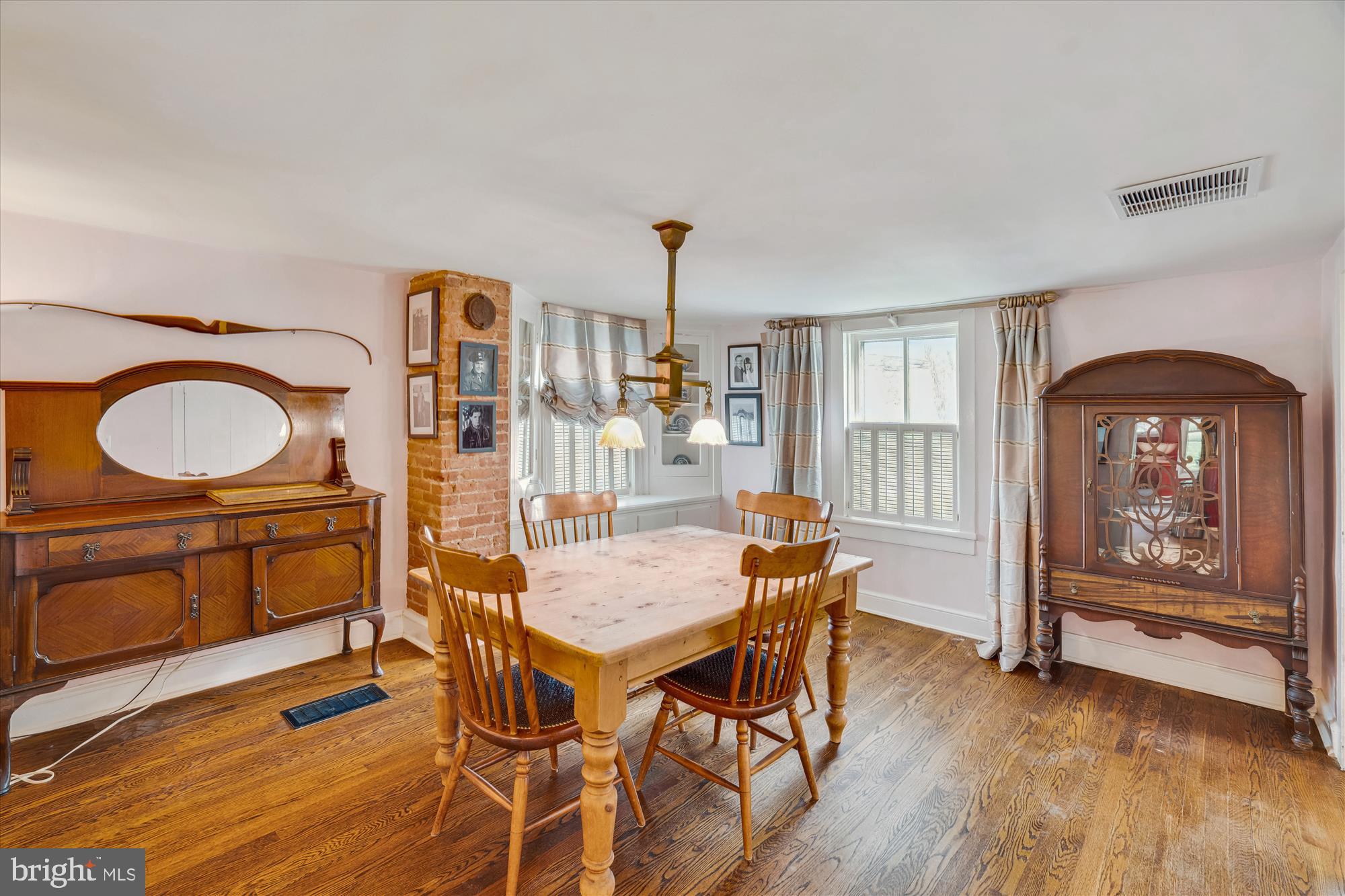 2130 Spencerville Road Spencerville, MD 20868 - Photo 13 of 36 Dining Room