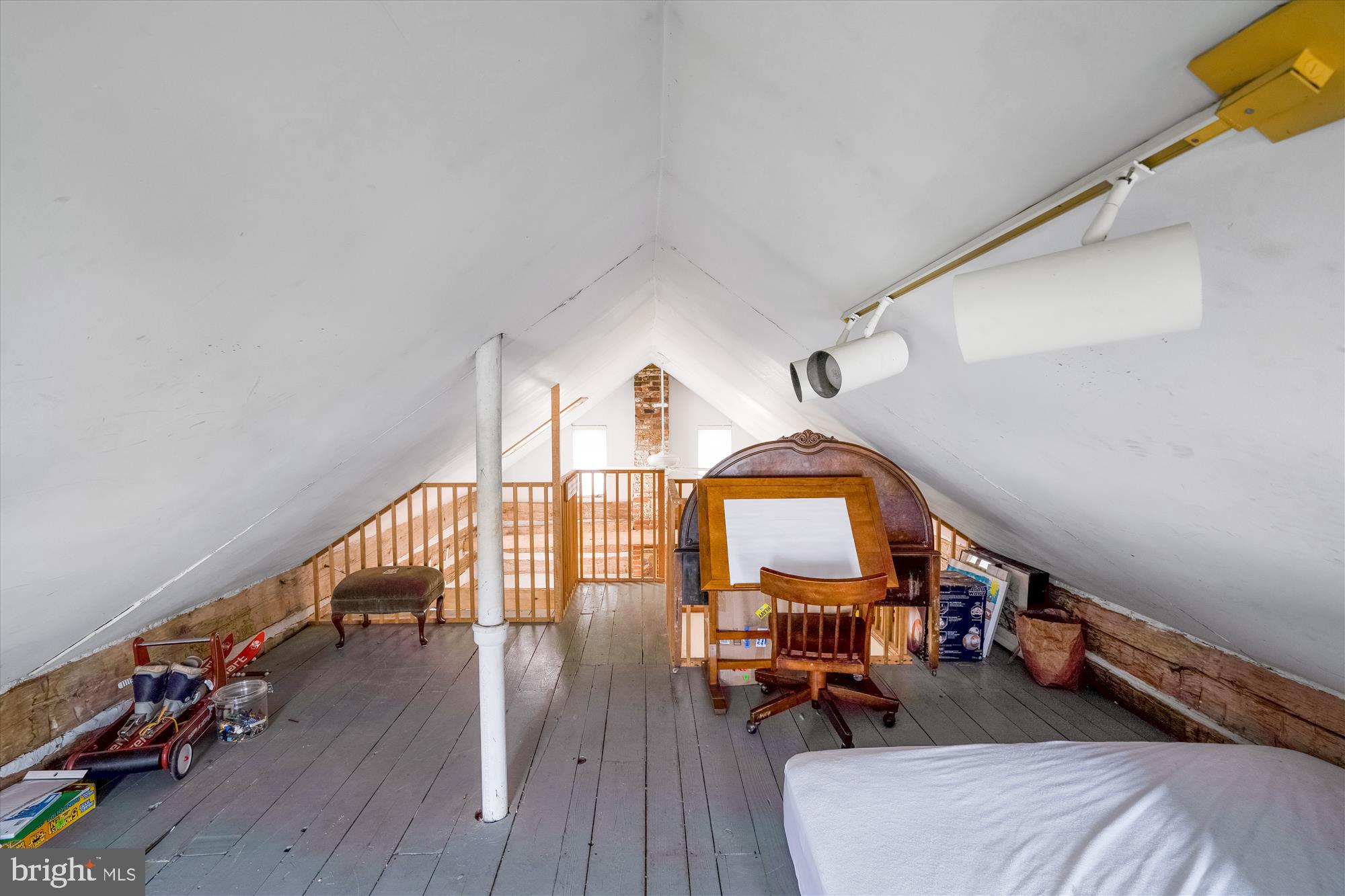 2130 Spencerville Road Spencerville, MD 20868 - Photo 24 of 36 Loft