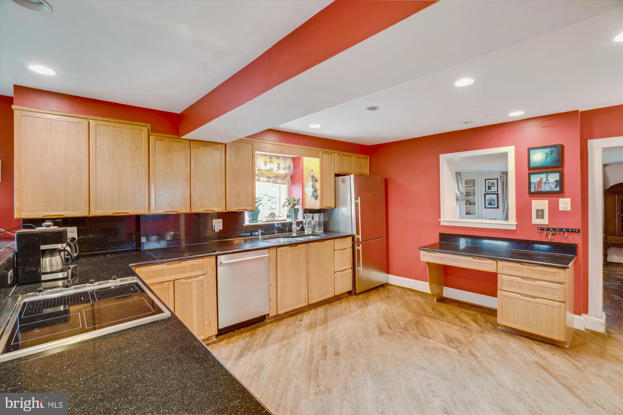 2130 Spencerville Road Spencerville, MD 20868 - Photo 3 of 36 Red Paint has been nuetralized