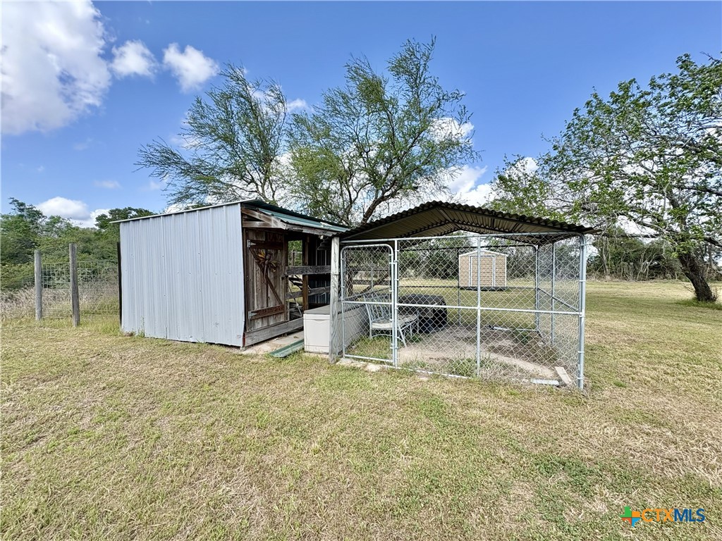 259 Hambleton Road Victoria, TX 77905 - Photo 33 of 37