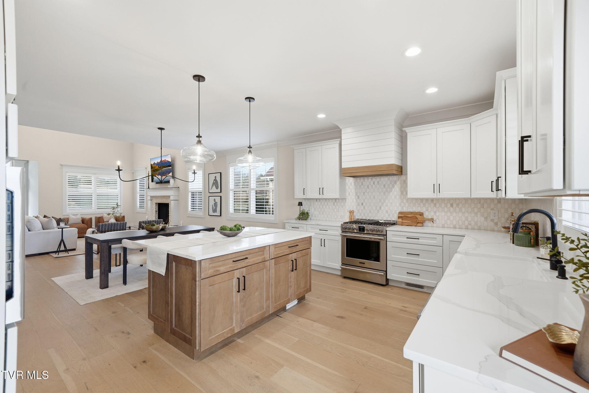 141 Laurel Ridge Drive Jonesborough, TN 37659 - Photo 9 of 30 51-web-or-mls-025_DSC06300