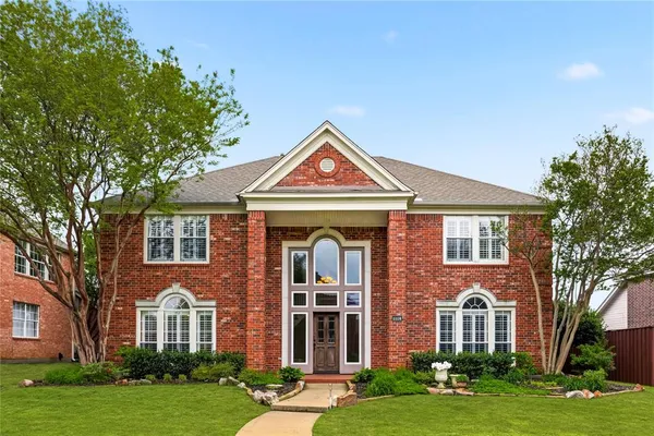 $699,900 | 1112 Lakestream Drive, Plano, TX 75075