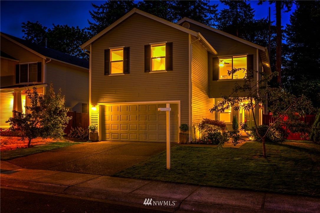 18127 168th Way Southeast Renton, WA 98058 - Photo 2 of 25 Gallery Image 2