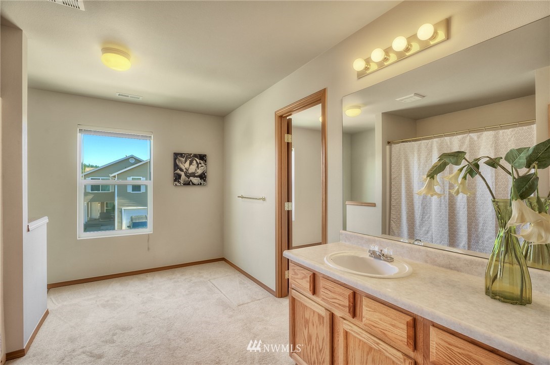 18127 168th Way Southeast Renton, WA 98058 - Photo 17 of 25 Gallery Image 17