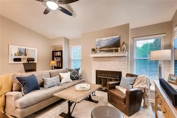 $1,650 | 5313 Indio Drive, Unit B, Austin, TX 78745