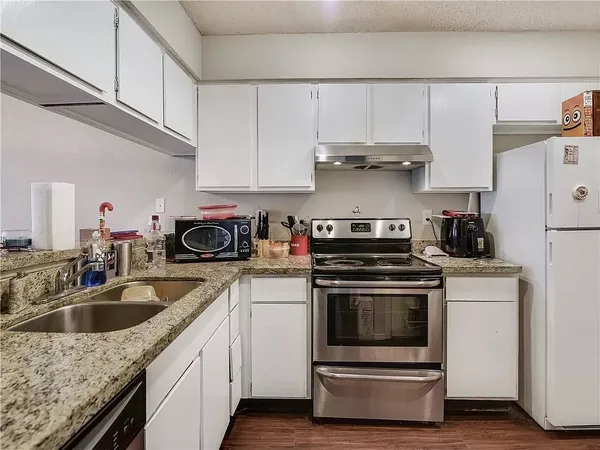 $1,650 | 5313 Indio Drive, Unit B, Austin, TX 78745