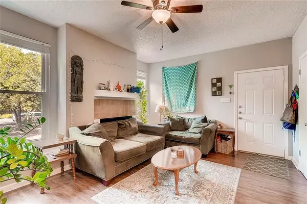 $1,650 | 5313 Indio Drive, Unit B, Austin, TX 78745