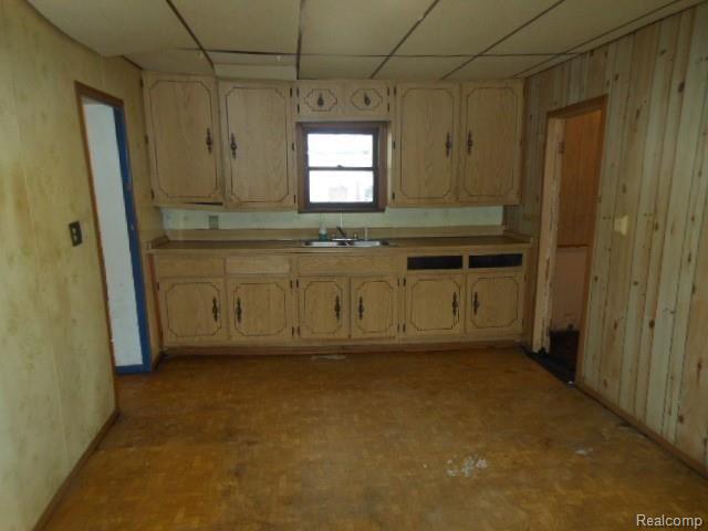 34649 Bordman Road Memphis, MI 48041 - Photo 9 of 28 DSCN3364.JPG