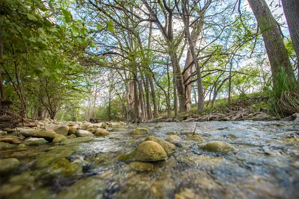 $850,000 | Undisclosed Address, Utopia, TX 78884