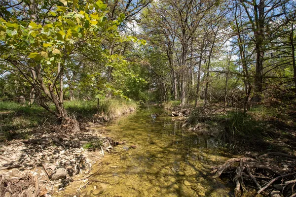$850,000 | Undisclosed Address, Utopia, TX 78884