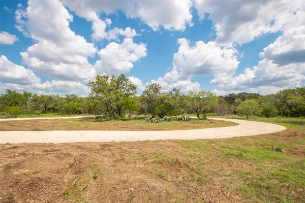 $850,000 | Undisclosed Address, Utopia, TX 78884