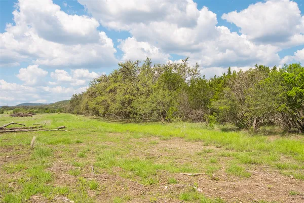 $850,000 | Undisclosed Address, Utopia, TX 78884