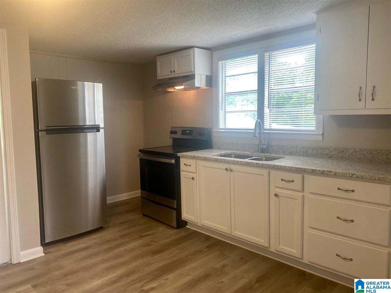 329 9th Street Pleasant Grove, AL 35127 - Photo 8 of 23