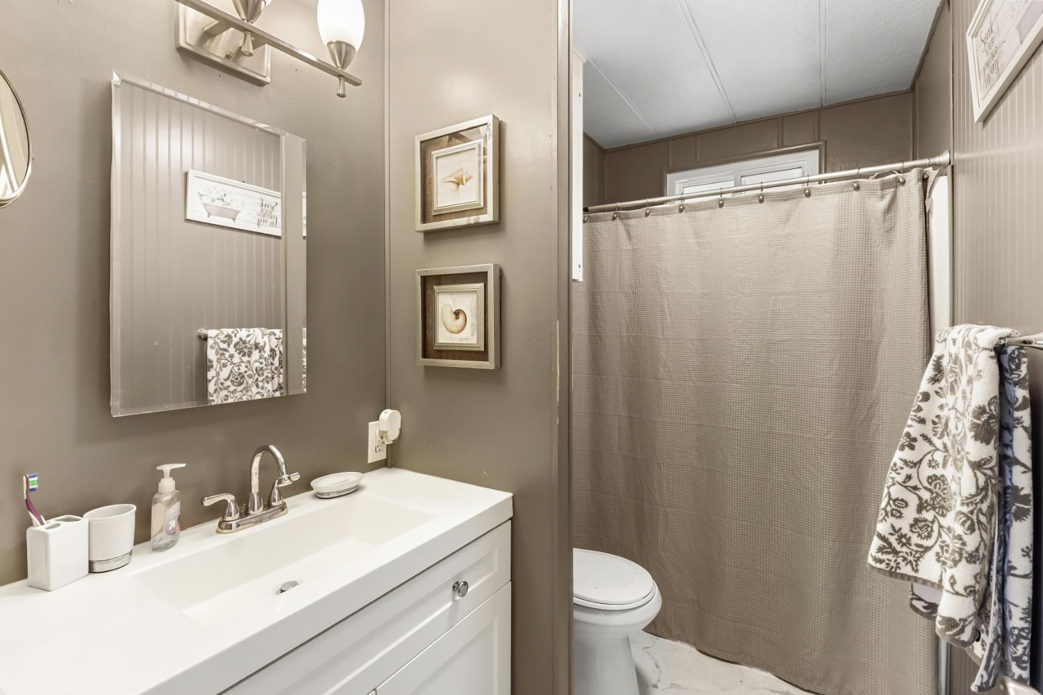 10035 Mills Station Road, Unit 176 Sacramento, CA 95827 - Photo 11 of 19
