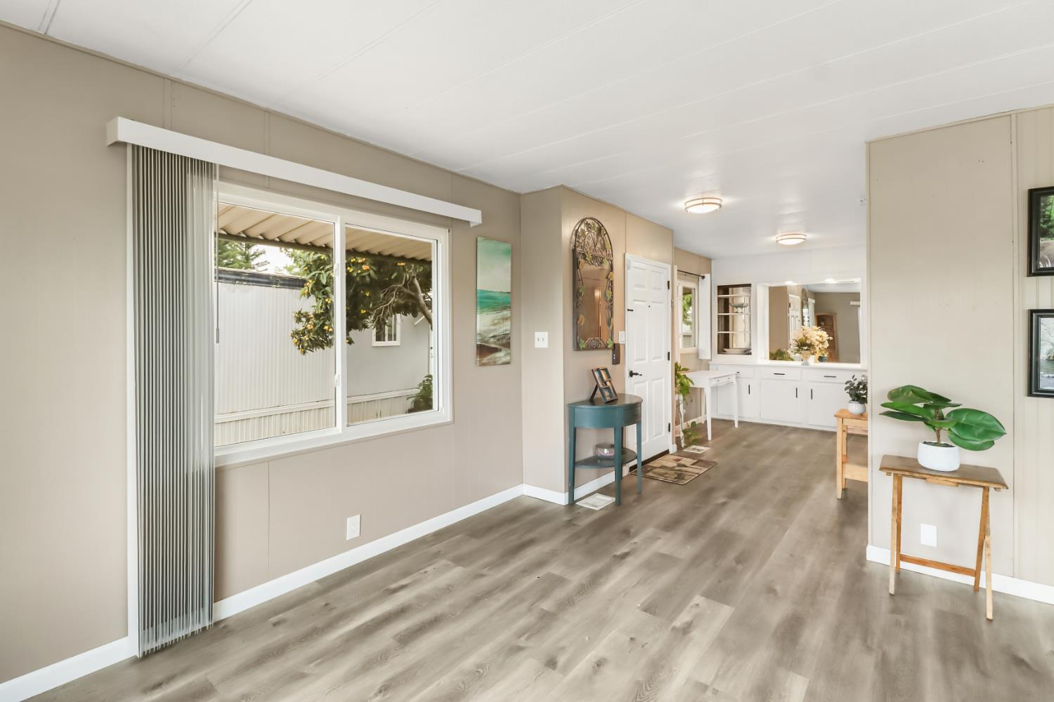 10035 Mills Station Road, Unit 176 Sacramento, CA 95827 - Photo 5 of 19