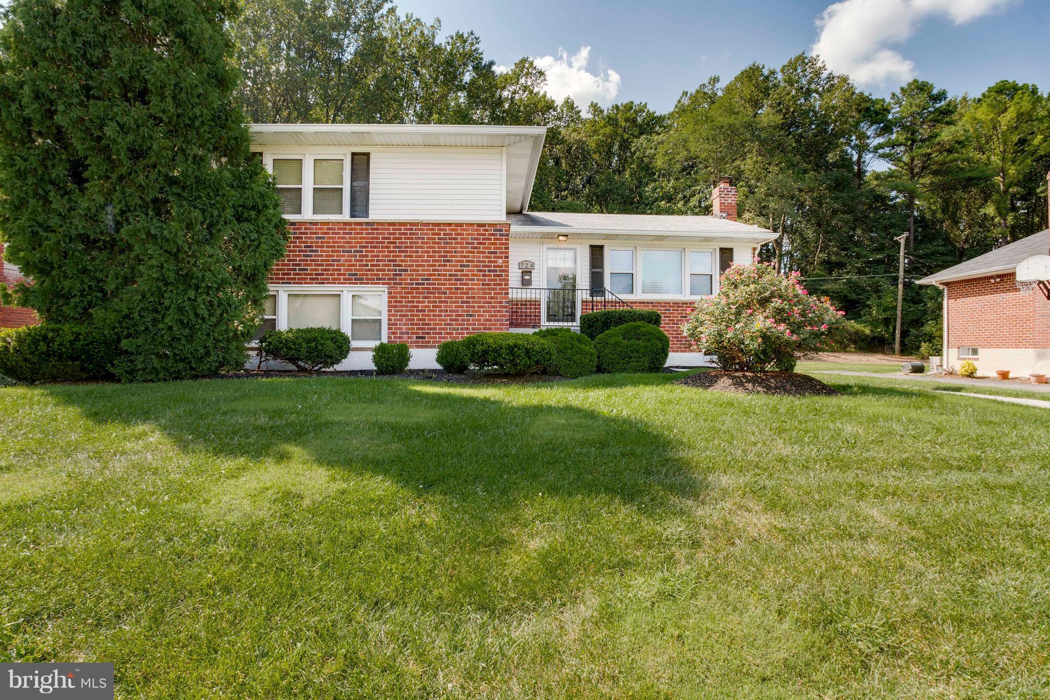 724 Shelley Road Towson, MD 21286 - Photo 1 of 20 Exterior (Front)