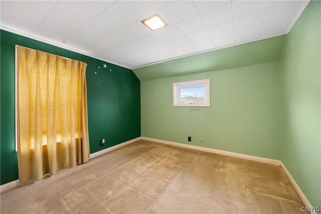 8258 Thompson Road Cicero, NY 13039 - Photo 26 of 39