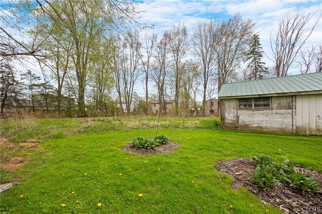8258 Thompson Road Cicero, NY 13039 - Photo 36 of 39