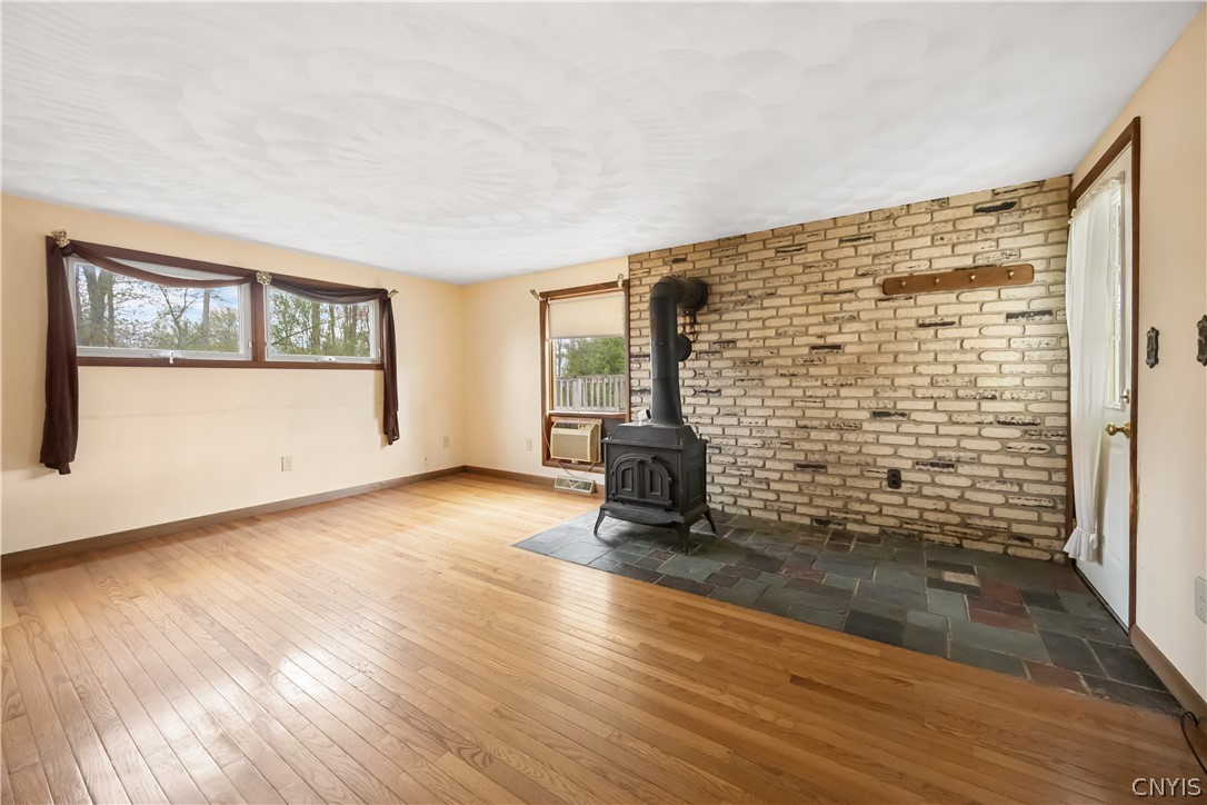 8258 Thompson Road Cicero, NY 13039 - Photo 4 of 39