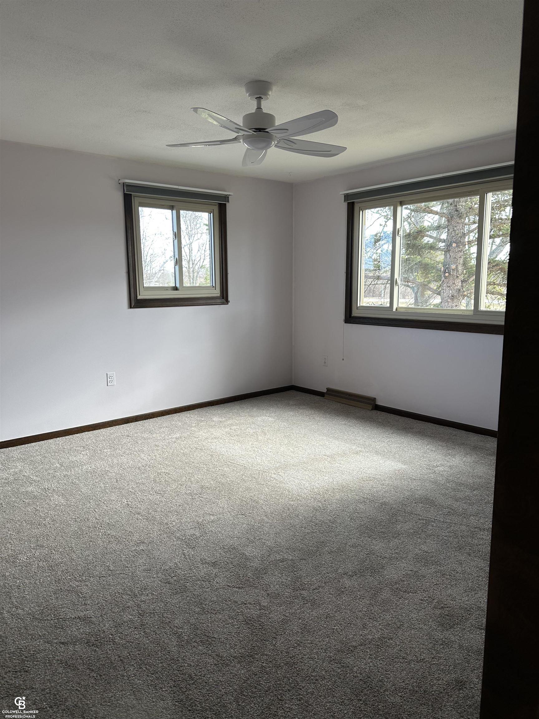 32011 School Section Road Richmond, MI 48062 - Photo 14 of 39 50201730-e747e334-7728-4e34-a9b3-78efed98d56b.JPG