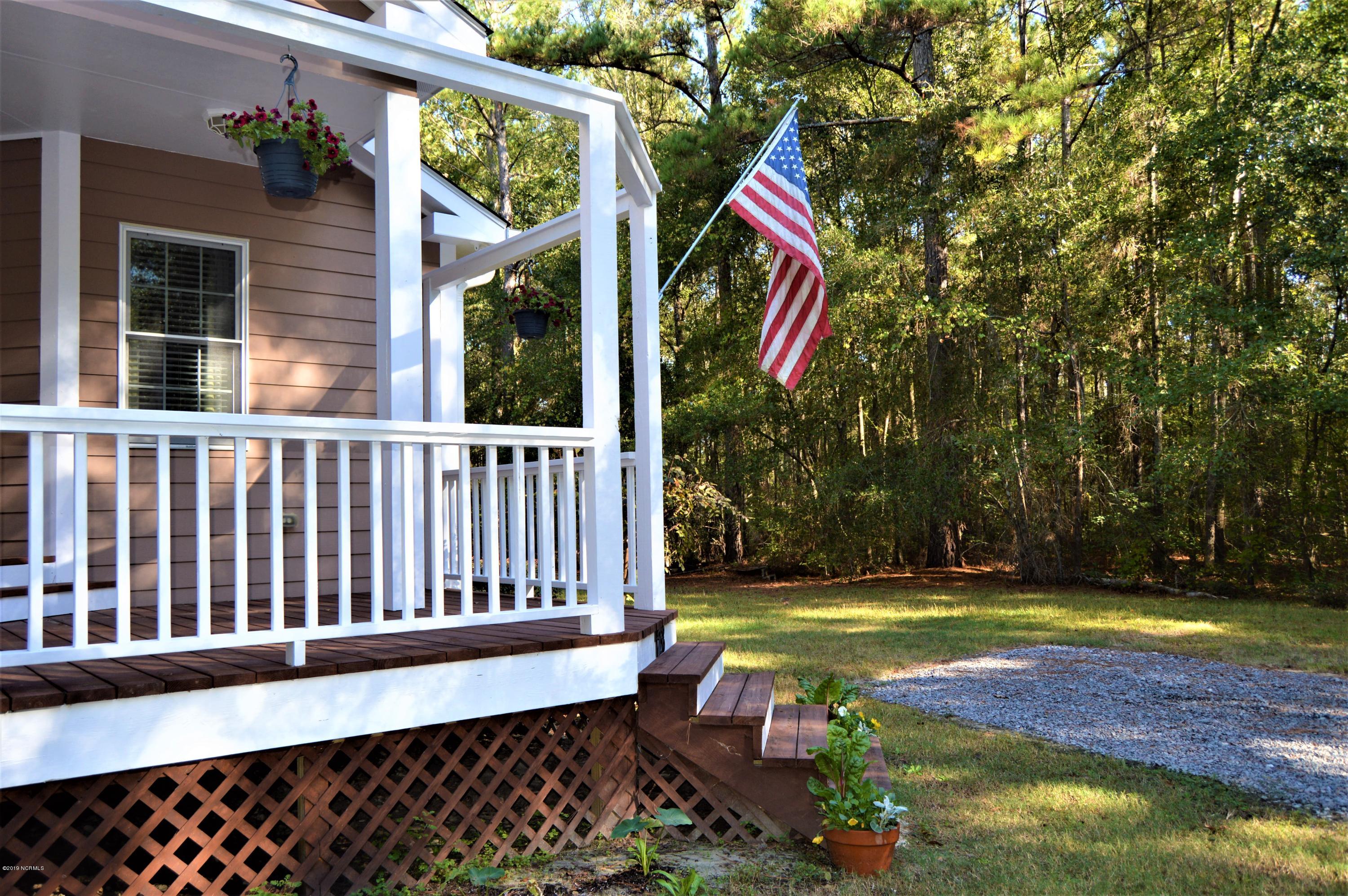 4938 Bell Williams Road Currie, NC 28435 - Photo 33 of 44 Front porch