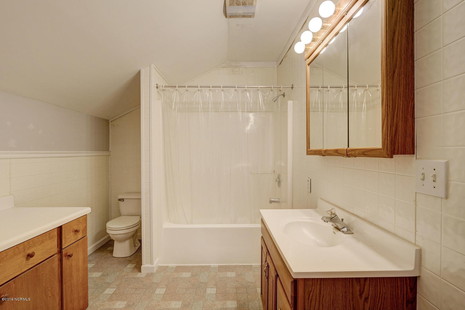 4938 Bell Williams Road Currie, NC 28435 - Photo 43 of 44 Garage Apartment Bathroom