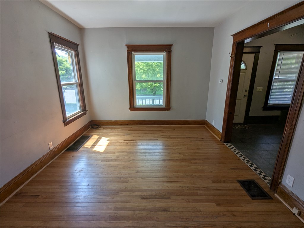 918 South Goodman Street Rochester, NY 14620 - Photo 5 of 25