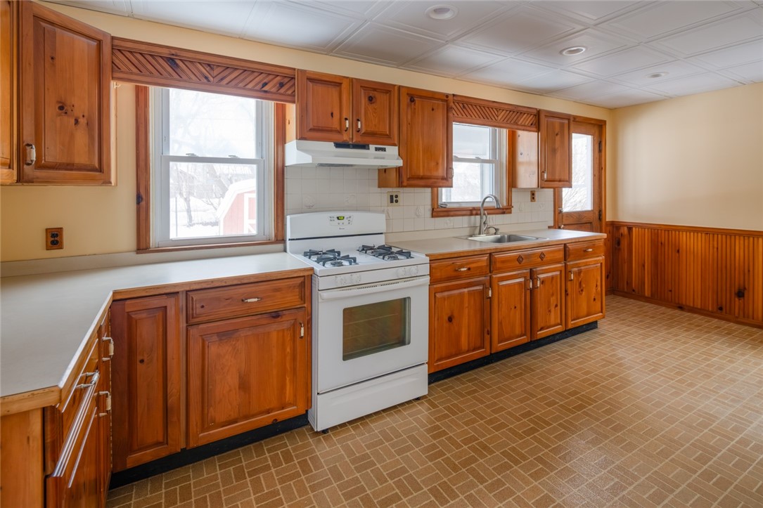 57 Lansdale Street Rochester, NY 14620 - Photo 11 of 35