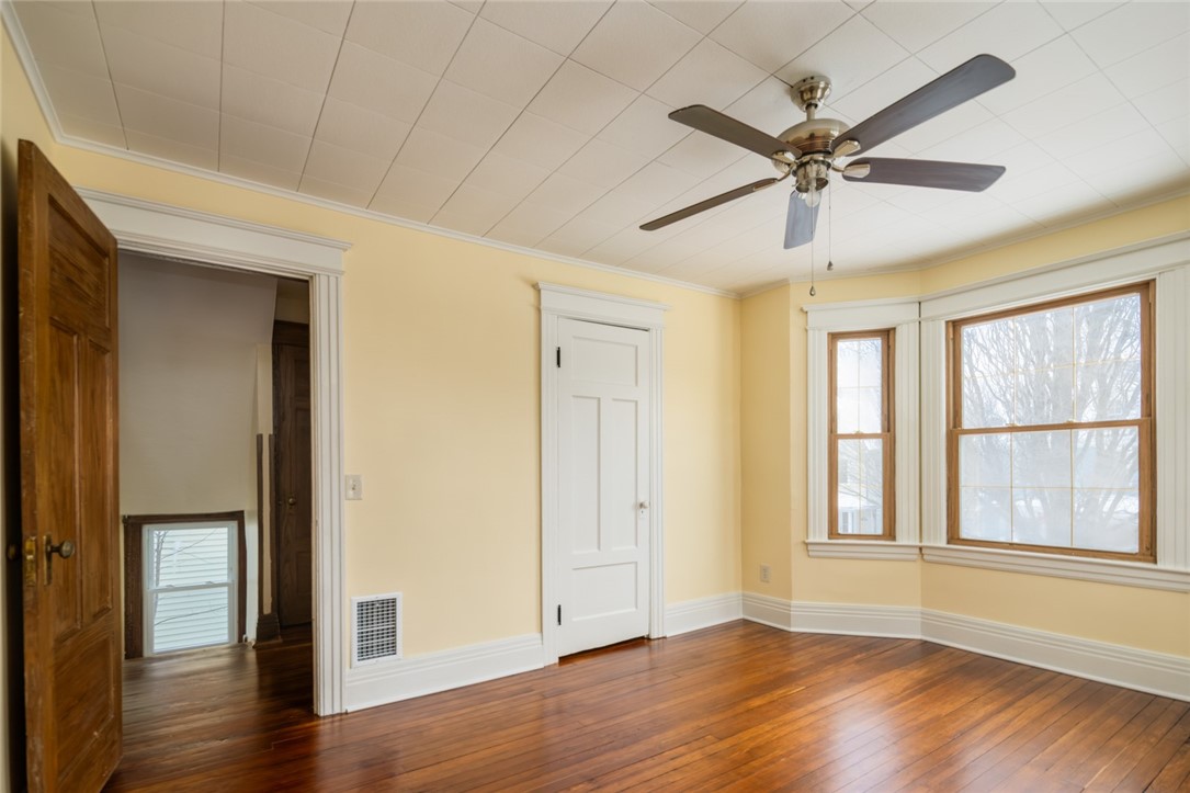 57 Lansdale Street Rochester, NY 14620 - Photo 21 of 35