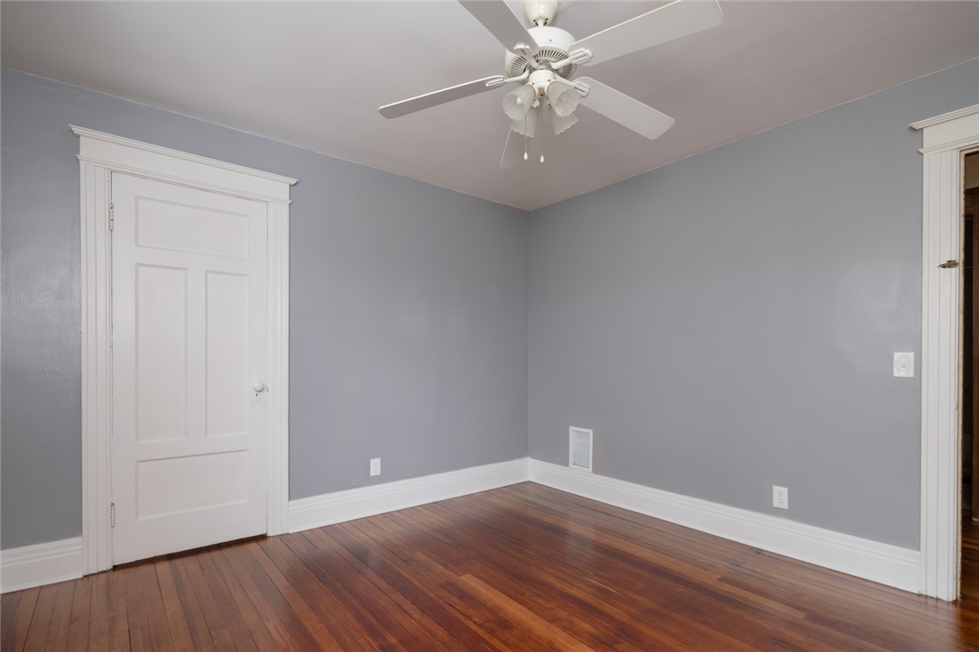 57 Lansdale Street Rochester, NY 14620 - Photo 25 of 35