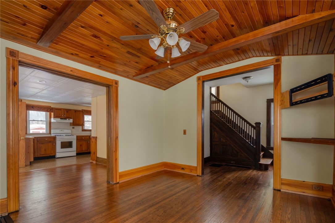 57 Lansdale Street Rochester, NY 14620 - Photo 5 of 35