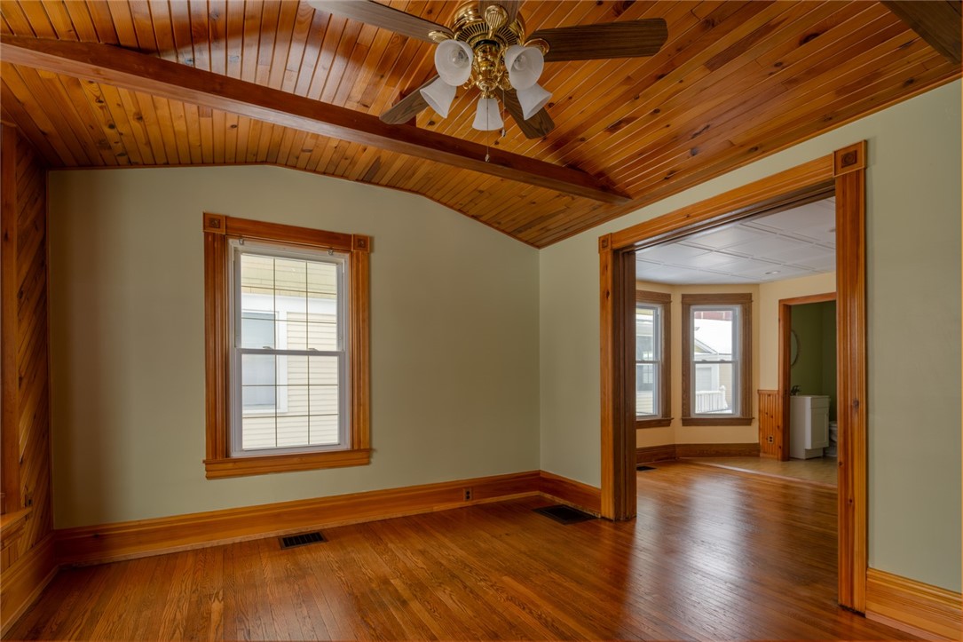 57 Lansdale Street Rochester, NY 14620 - Photo 6 of 35