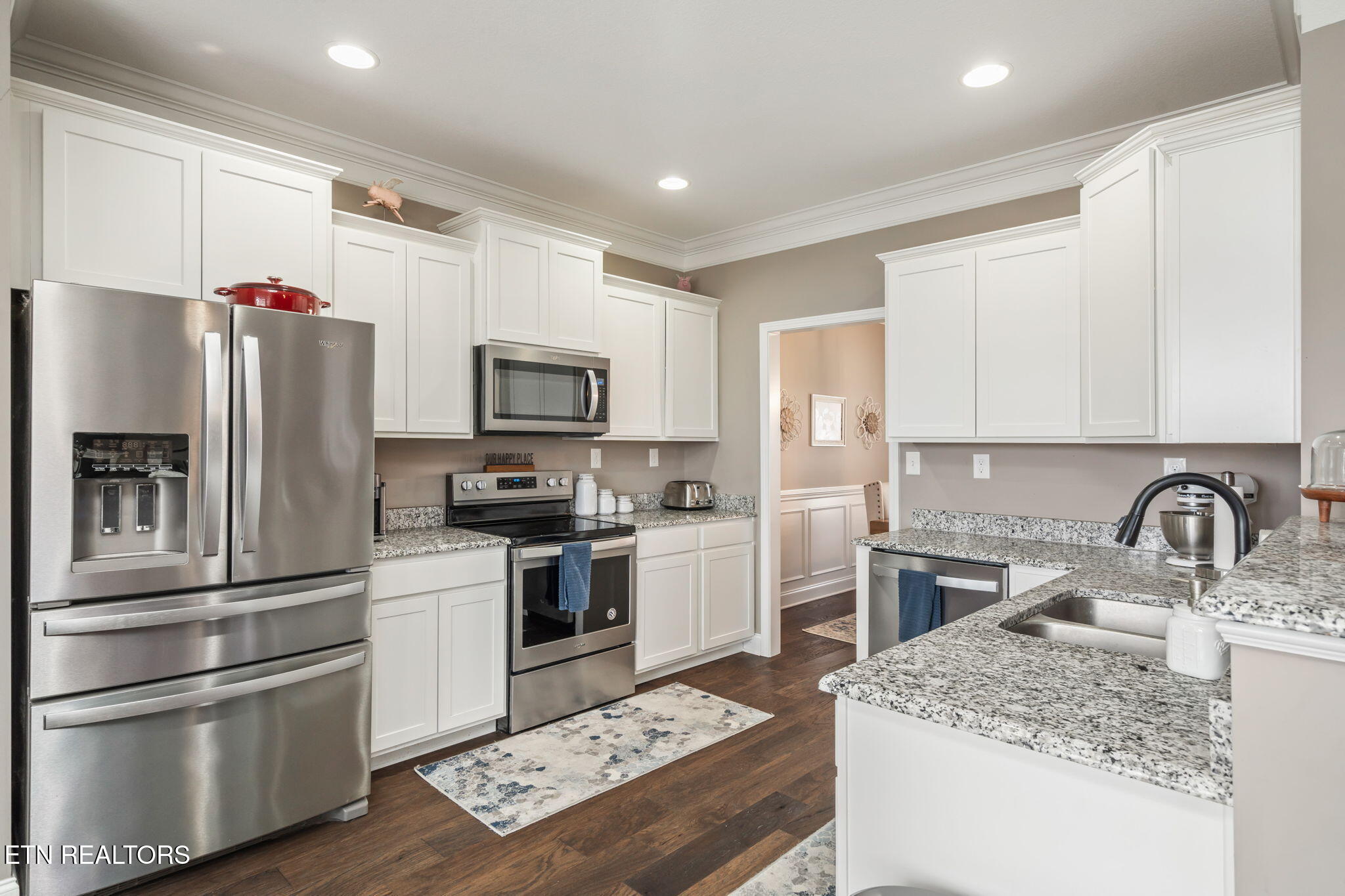 108 Hollyberry Road Oak Ridge, TN 37830 - Photo 21 of 60 Kitchen
